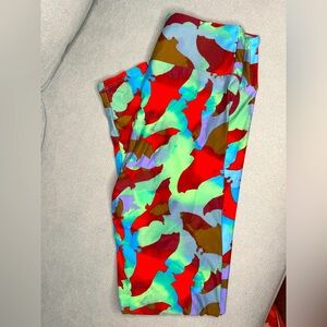 Lularoe legging Frightful bats on tie dyed background HALLOWEEN